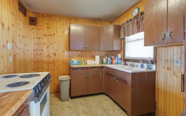 1518 Stadium Ave, House other with 2 bedrooms, 1 bathrooms and 1 parking in Big Spring TX | Image 9