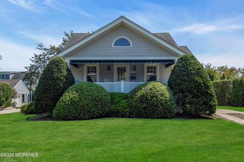 316 New York Blvd, Sea Girt, NJ, 08750-2014 | Card Image