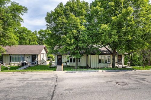 415 2nd Ave Se, Pelican Rapids, MN, 56572-4307 | Card Image