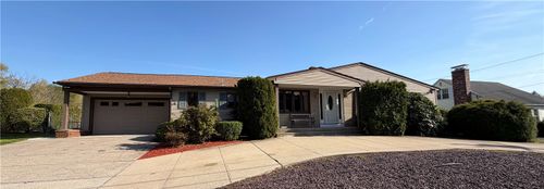 45 Pinewood Dr, North Providence, RI, 02904-3426 | Card Image