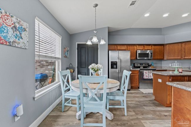 3942 Flour Mill Cir, House other with 4 bedrooms, 2 bathrooms and 2 parking in Pace FL | Image 13