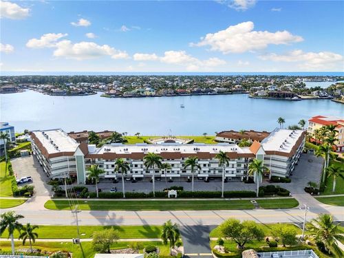 210-730 Elkcam Cir, Marco Island, FL, 34145-2285 | Card Image