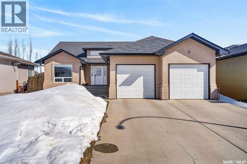 3 Fouhse Dr, Humboldt, SK, S0K2A0 | Card Image
