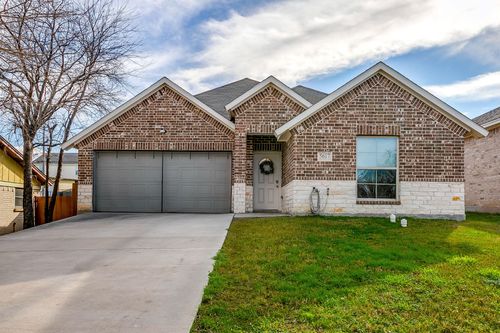 5617 Kilpatrick Ave, Fort Worth, TX, 76107-6730 | Card Image