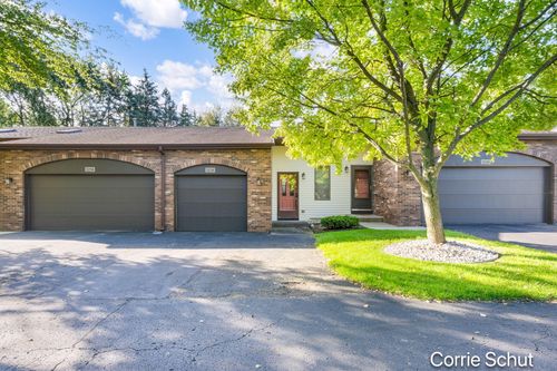 3238 Arrowhead Arms Court Sw, Grandville, MI, 49418 | Card Image