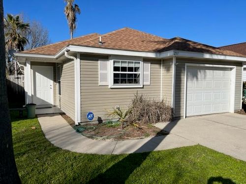 237 Bent Arrow Dr, Destin, FL, 32541-2551 | Card Image
