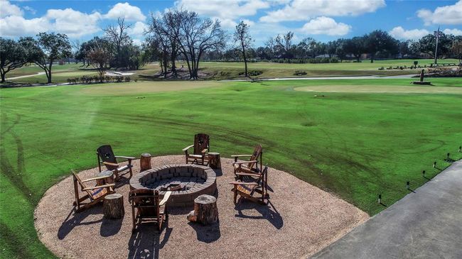 This gives a view of the golf course. | Image 44