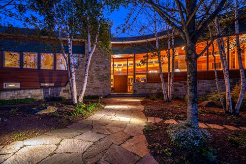 454 Mountain Rd, Stratton, VT, 05360 | Card Image