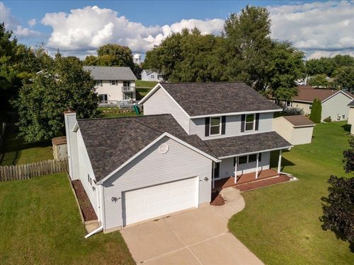 422 Valley View Drive, Poynette, WI, 53955 | Card Image