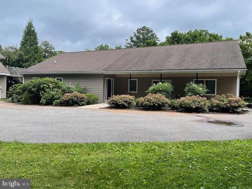 958 Old Wilmington Rd, HOCKESSIN, DE, 19707-9512 | Card Image