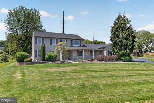1312 Dorney Avenue, ALLENTOWN, PA, 18103 | Card Image