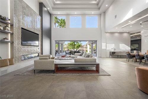 88 Innisbrook Ave, Las Vegas, NV, 89113-1242 | Card Image