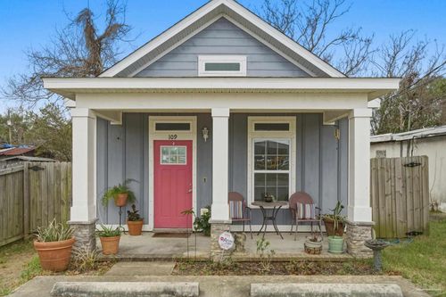 109 E Texar, Pensacola, FL, 32503 | Card Image