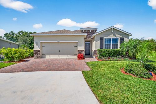 2545 Crowned Eagle Cir Sw, Vero Beach, FL, 32962-6811 | Card Image