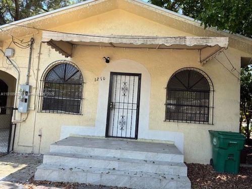 1a-1270 Nw 29th Ter, Miami, FL, 33142-6627 | Card Image