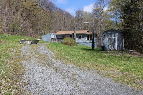 489 Ten Eyke Rd, Cobleskill, NY, 12043-6921 | Card Image