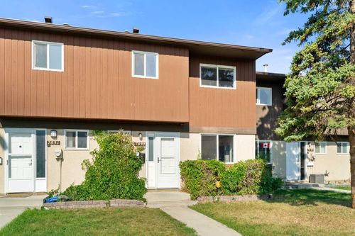 7832 Cedar Wood Pk, Grande Prairie, AB, T8V4R8 | Card Image