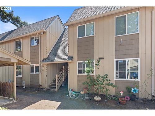 3936 Se 168th Ave, Portland, OR, 97236-1740 | Card Image