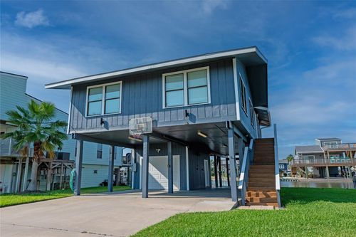 4729 Jolly Roger Rd, Jamaica Beach, TX, 77554 | Card Image
