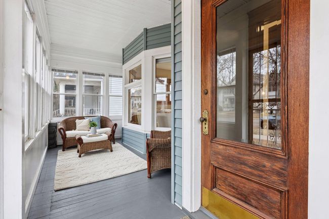 1688 Laurel Ave, House other with 4 bedrooms, 2 bathrooms and null parking in Saint Paul MN | Image 46