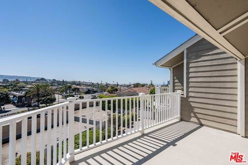 c-225 S Lucia Avenue, Redondo Beach, CA, 90277 | Card Image