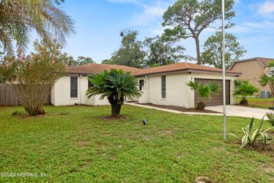 2464 Oakview Drive, House other with 3 bedrooms, 2 bathrooms and null parking in Jacksonville FL | Image 2