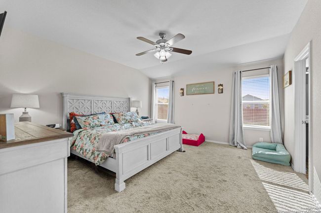 9814 Selestat Pt, House other with 3 bedrooms, 2 bathrooms and null parking in Schertz TX | Image 12