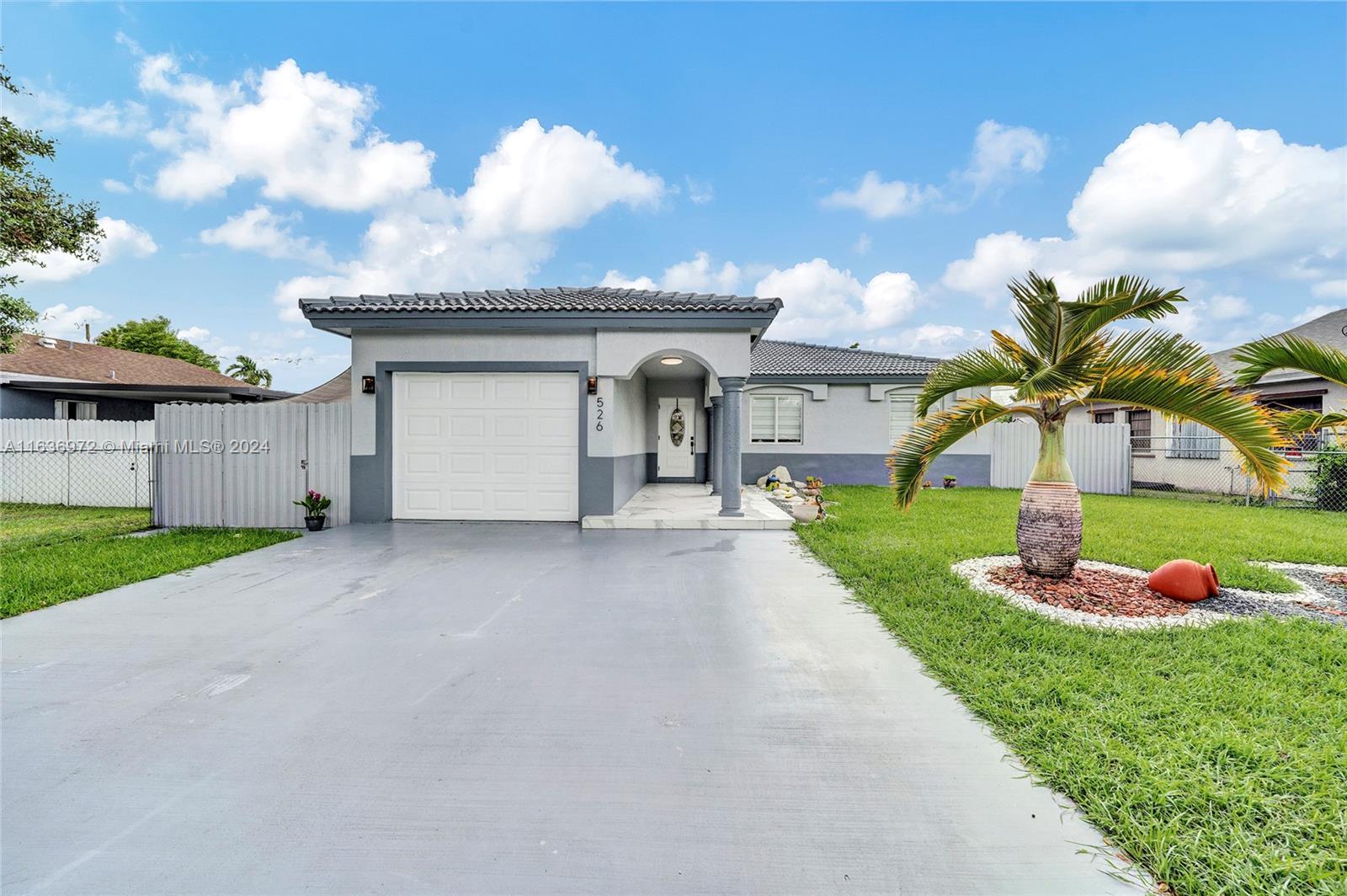 7th St, Homestead, FL 33030
