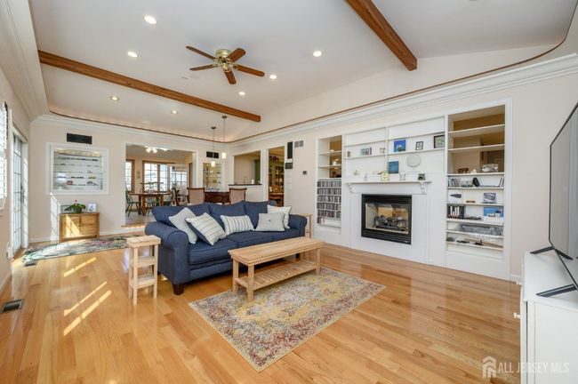 14 Temple Ter, House other with 3 bedrooms, 2 bathrooms and null parking in Lawrence NJ | Image 15