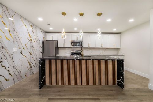 2073-2200 S Fort Apache Rd, Las Vegas, NV, 89117-5705 | Card Image