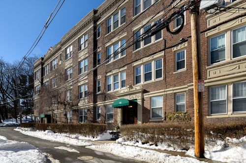 apt-6-15 Colliston Rd, Boston, MA, 02135-7830 | Card Image