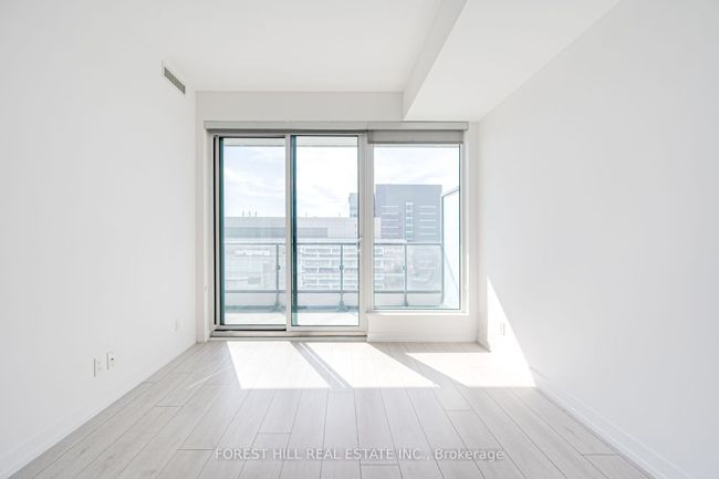 1506 - 5 Buttermill Ave, Condo with 2 bedrooms, 2 bathrooms and 1 parking in Vaughan ON | Image 8