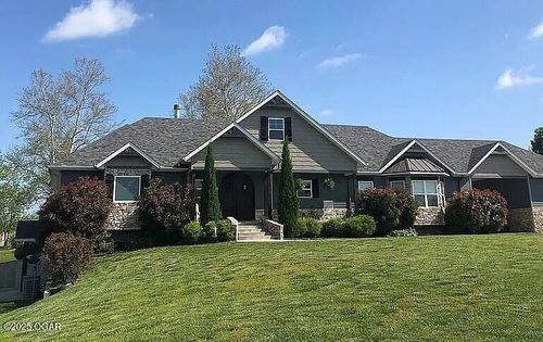 8755 County Road 241, Webb City, MO, 64870-7239 | Card Image