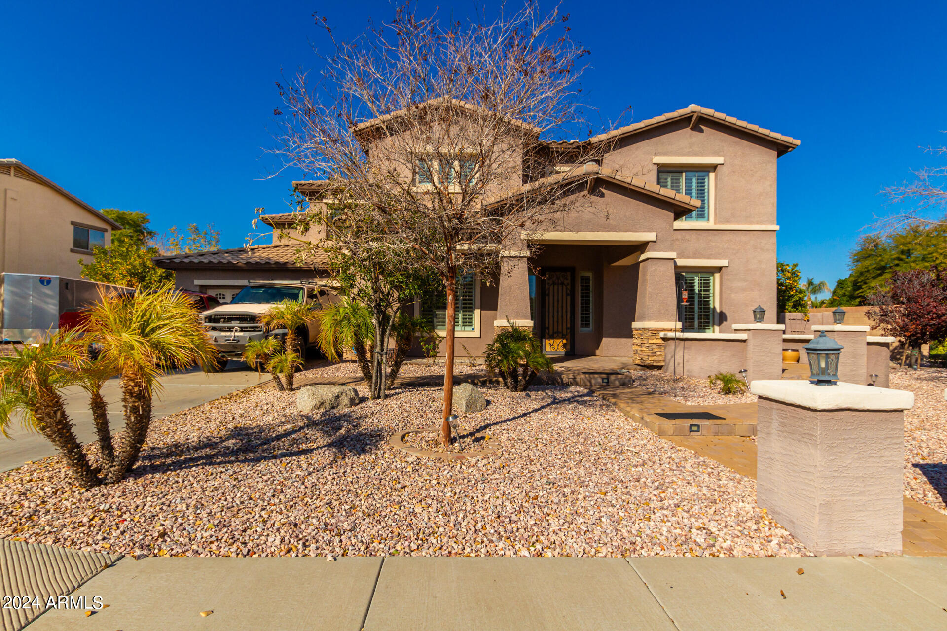 18238 W Lisbon Lane, For Sale in Surprise Zoocasa