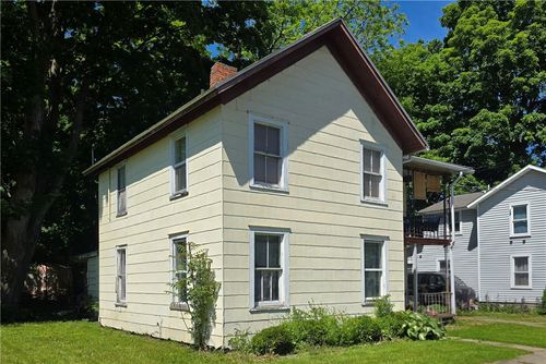 616 Lewis St, Elmira, NY, 14904-1726 | Card Image