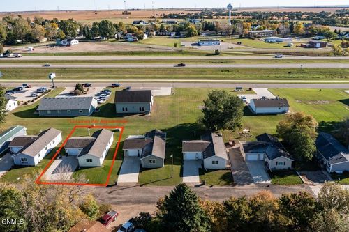 10 Garden Dr, Washburn, ND, 58577-8501 | Card Image