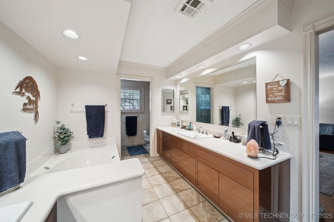 625 Grove Crest Rd, House other with 4 bedrooms, 4 bathrooms and null parking in Pryor OK | Image 25