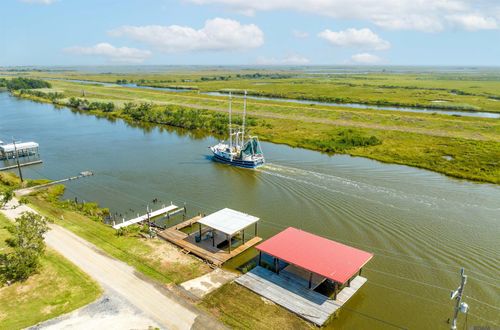 7242 Tou Lou Lou St, Chauvin, LA, 70344-2428 | Card Image