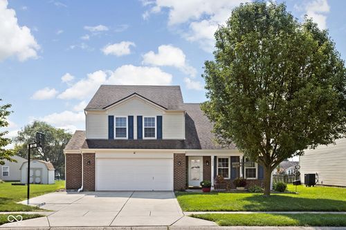1233 River Ridge Dr, Brownsburg, IN, 46112-7786 | Card Image