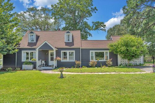 3562 Peaks Rd, Bedford, VA, 24523-3681 | Card Image