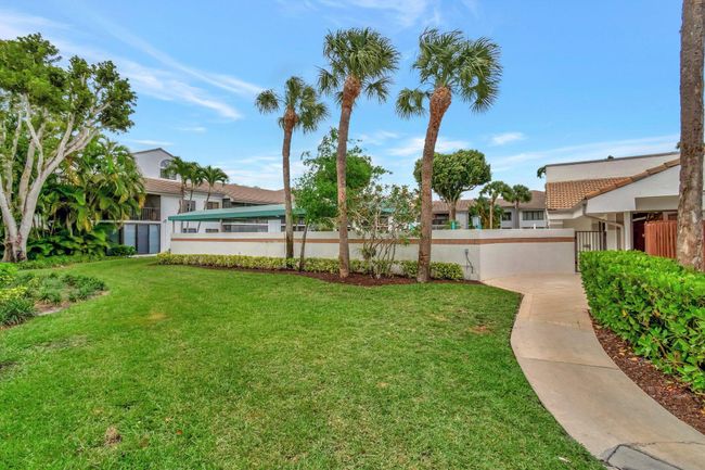 APT-1005 - 7509 Glendevon Ln, Condo with 2 bedrooms, 2 bathrooms and null parking in Delray Beach FL | Image 41