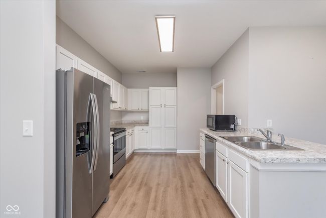 1616 Capra Ct, House other with 2 bedrooms, 2 bathrooms and null parking in Beech Grove IN | Image 4