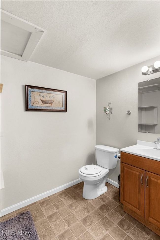 Lower Level Full Bathroom | Image 32