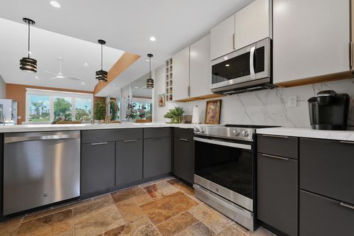 384 Running Springs Drive, Palm Desert, CA, 92211 | Card Image