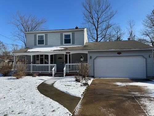 38870 Courtland Dr, Willoughby, OH, 44094-7574 | Card Image