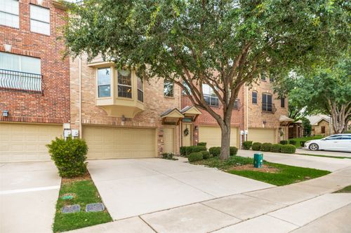 2634 Chambers Dr, Lewisville, TX, 75067-8203 | Card Image