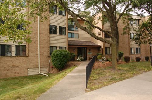 apt-219-1903 Silver Bell Rd, Eagan, MN, 55122-3120 | Card Image