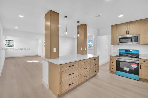 18120 Nw 25th Ave, Miami Gardens, FL, 33056-3631 | Card Image