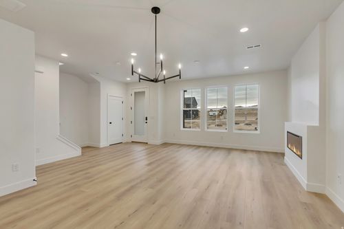 181-6992 W Hidden Hills Way, West Jordan, UT, 84081-3006 | Card Image