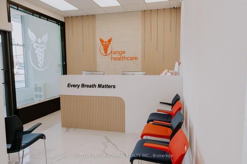 107-617 Victoria St W, Whitby, ON, L1N0E4 | Card Image